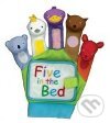 Levně Five in the Bed