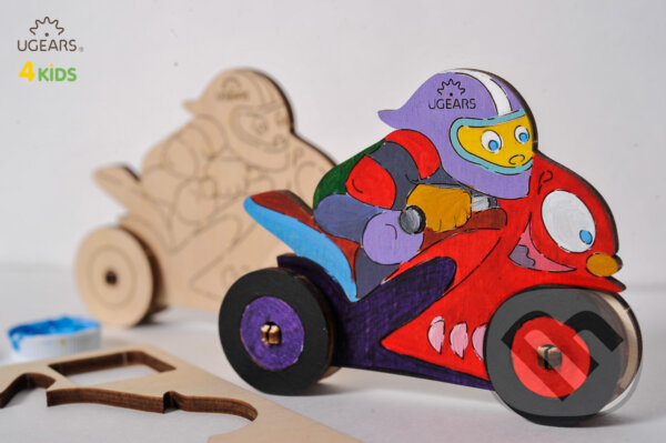 Levně Motorkár - hra z kategorie 3D puzzle
