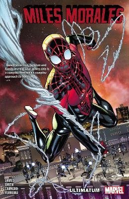 Levně Miles Morales 4 - Saladin Ahmed, Cory Smith (ilustrátor), Carmen Carnero (ilustrátor) - kniha z kategorie Komiksy